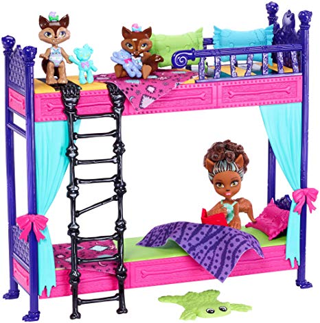 Monster High Monster Family Wolf Bunk Bed Playset with Dolls MONSTER HIGH