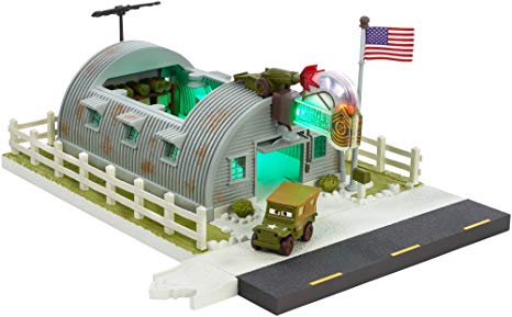 Disney Pixar Cars Precision Series Sarge's Surplus Hut Playset DISNEY